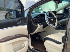 Buick GL8 Land Official Business Class 652T Comfort Edition - ფოტო 4
