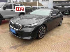 BMW 5 Series 530Li Premier M Sport Package - ფოტო 1