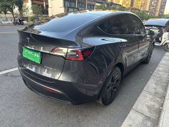Tesla Model Y Rear-Wheel Drive - ფოტო 8