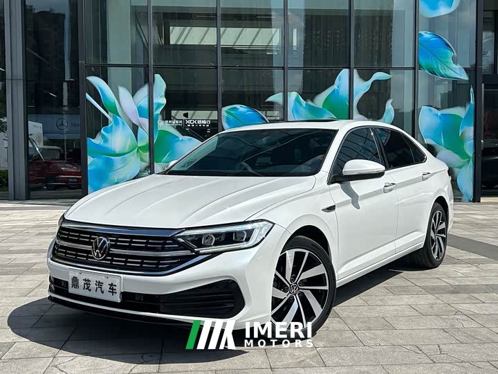 Volkswagen Sagitar 300TSI DSG Excellence Edition - ავტომობილი ჩინეთიდან