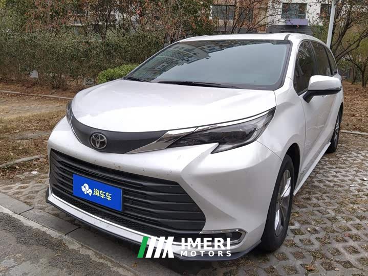 Toyota Sienna 2.5L Hybrid Comfort Edition - ავტომობილი ჩინეთიდან