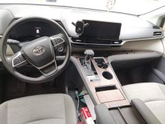 Toyota Sienna 2.5L Hybrid Comfort Edition - ფოტო 12
