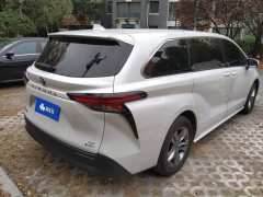 Toyota Sienna 2.5L Hybrid Comfort Edition - ფოტო 3