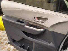 Toyota Sienna 2.5L Hybrid Comfort Edition - ფოტო 7