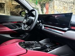 BMW 5 Series 525Li M Sport Package - ფოტო 8
