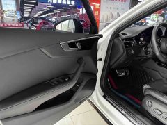 Audi A4L 40 TFSI Luxury Dynamic - ფოტო 4