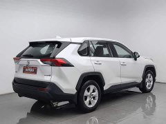 Toyota RAV4 2.0L CVT FWD Urban Edition - ფოტო 2