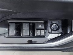 Toyota RAV4 2.0L CVT FWD Urban Edition - ფოტო 9