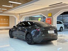 Tesla Model 3 Long Range All-Wheel Drive - ფოტო 3