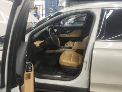 Lincoln Explorer 2.0T FWD Elegant Edition - ფოტო 9