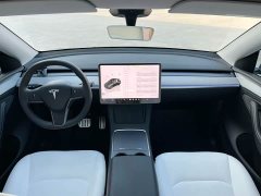 Tesla Model Y Rear-Wheel Drive - ფოტო 8