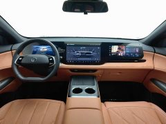 Changan CS75 PLUS 4th Gen UItra 2.0T New Blue Whale Smart Dynamic Power Edition - ფოტო 5