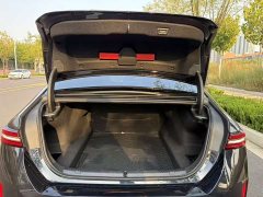 BMW 5 Series 525Li M Sport Package - ფოტო 16