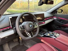 BMW 5 Series 525Li M Sport Package - ფოტო 9