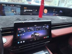 Lincoln Explorer 2.0T AWD Elite - ფოტო 13