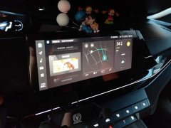 Changan UNI-V 1.5T 500Bar Luxury Sport Edition - ფოტო 13