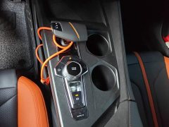 Changan UNI-V 1.5T 500Bar Luxury Sport Edition - ფოტო 16