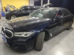BMW 5 Series Facelift 530Li M Sport Luxury - ფოტო 1