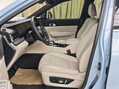 Li Auto ONE Extended Range 6-Seater - ფოტო 7