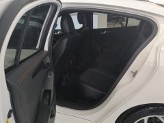 Ford Focus Sedan EcoBoost 180 Automatic ST Line - ფოტო 11
