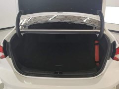 Ford Focus Sedan EcoBoost 180 Automatic ST Line - ფოტო 4