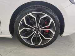 Ford Focus Sedan EcoBoost 180 Automatic ST Line - ფოტო 6