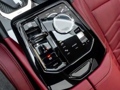 BMW 5 Series 530Li Luxury M Sport Package - ფოტო 20