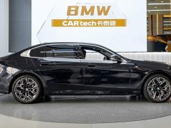 BMW 5 Series 530Li Luxury M Sport Package - ფოტო 4