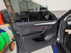 Tesla Model Y Rear-Wheel Drive - ფოტო 7