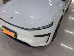 Tesla Model Y Rear-Wheel Drive - ფოტო 13