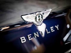 Bentley Bentayga 4.0T V8 - ფოტო 6