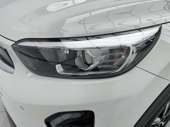 Kia Yipao 1.4L CVT Fun Sunroof Edition - ფოტო 11