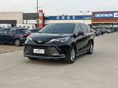 Toyota Sienna 2.5L Hybrid Luxury - ფოტო 1