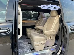 Toyota Sienna 2.5L Hybrid Luxury - ფოტო 18