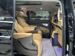 Denza D9 DM-i 970 AWD Flagship - ფოტო 13