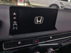 Honda Civic 240TURBO CVT Dynamic C-Position Special Edition - ფოტო 13