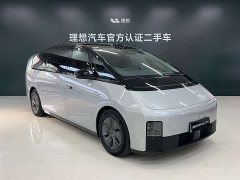 Li Auto Li Xiang MEGA Ultra - ფოტო 3