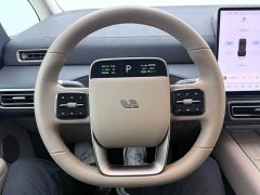 Li Auto MEGA Ultra Smart Refresh Edition - ფოტო 12