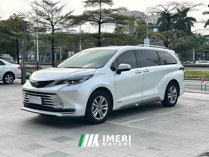 Toyota Sienna 2.5L Hybrid Platinum Edition - ავტომობილი ჩინეთიდან