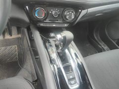 Honda Vezel 1.5L CVT Pioneer Edition - ფოტო 16