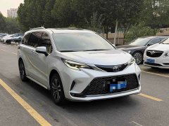 Toyota Gravia 2.5L Hybrid Prestige Plus AWD - ფოტო 3