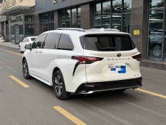 Toyota Gravia 2.5L Hybrid Prestige Plus AWD - ფოტო 6