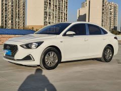 Hyundai Elantra 1.6L Automatic GL Deluxe Edition - ფოტო 1
