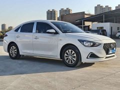 Hyundai Elantra 1.6L Automatic GL Deluxe Edition - ფოტო 3