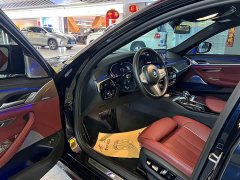 BMW 5 Series 530Li Luxury M Sport Package - ფოტო 4
