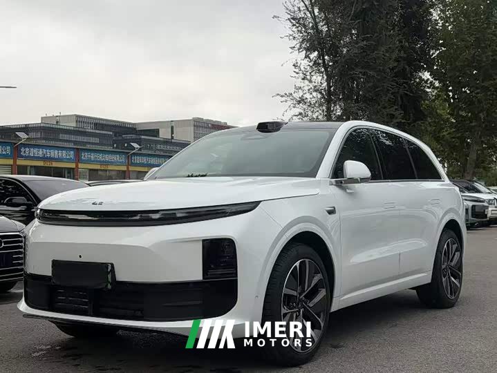 Li Auto L6 Max - ავტომობილი ჩინეთიდან