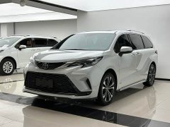 Toyota Grevias 2.5L Hybrid Premium Plus Edition - ფოტო 1