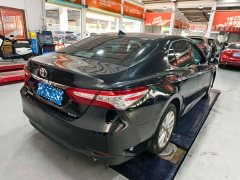 Toyota Camry 2.0G Luxury - ფოტო 3