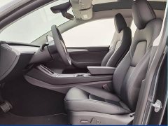 Tesla Model Y Rear-Wheel Drive - ფოტო 4