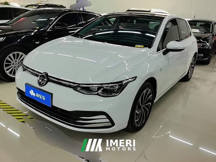 Volkswagen Golf Facelift 280TSI DSG Pro - ავტომობილი ჩინეთიდან